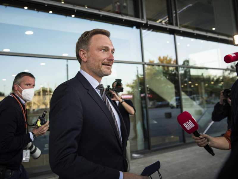 Che c’azzecca il liberale Lindner alle Finanze forgiate da Scholz