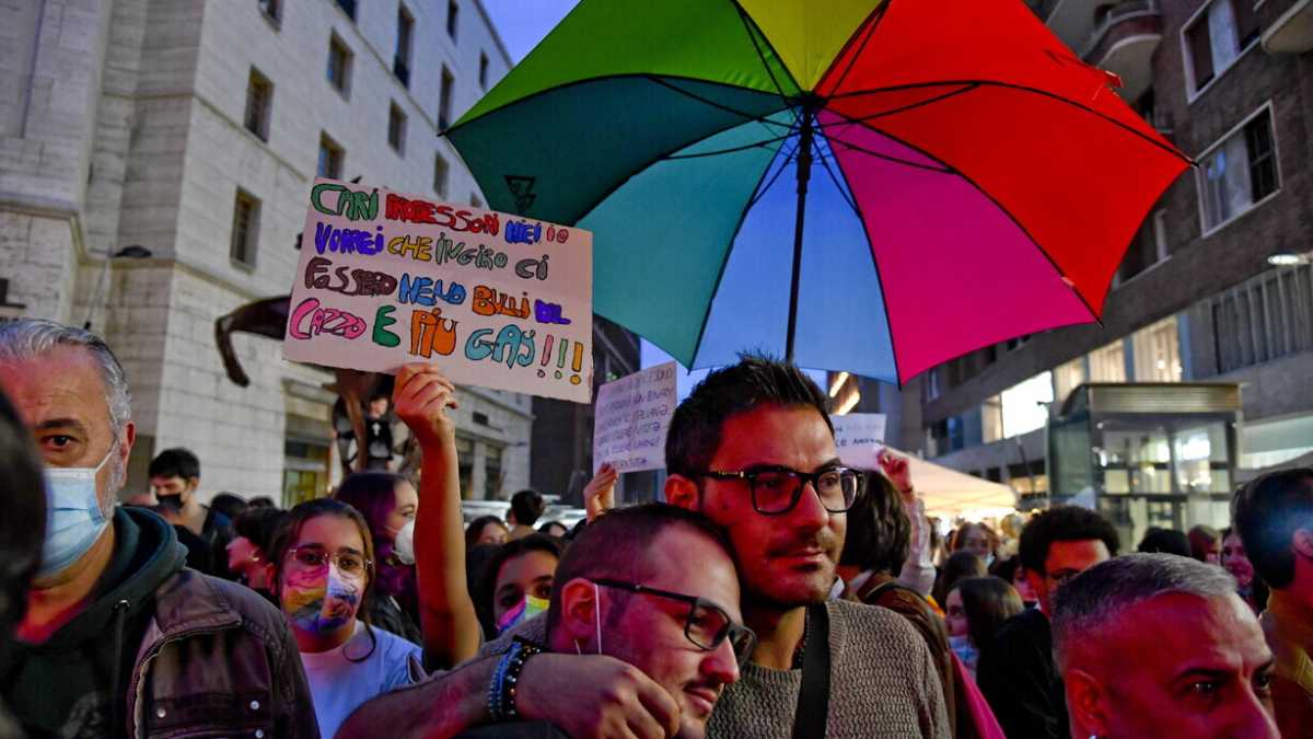 Immagine di Istruzioni per riscrivere il ddl Zan