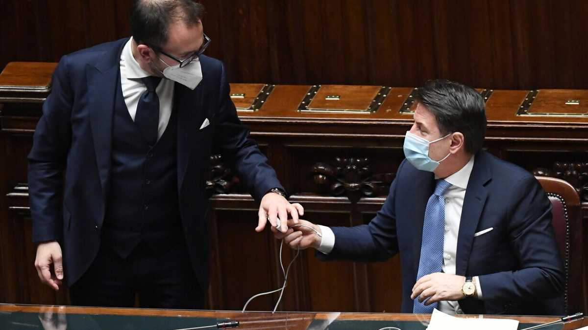 Immagine di Il caso Lodi e il "nuovo corso" di Conte che sul giustizialismo sa molto d'antico