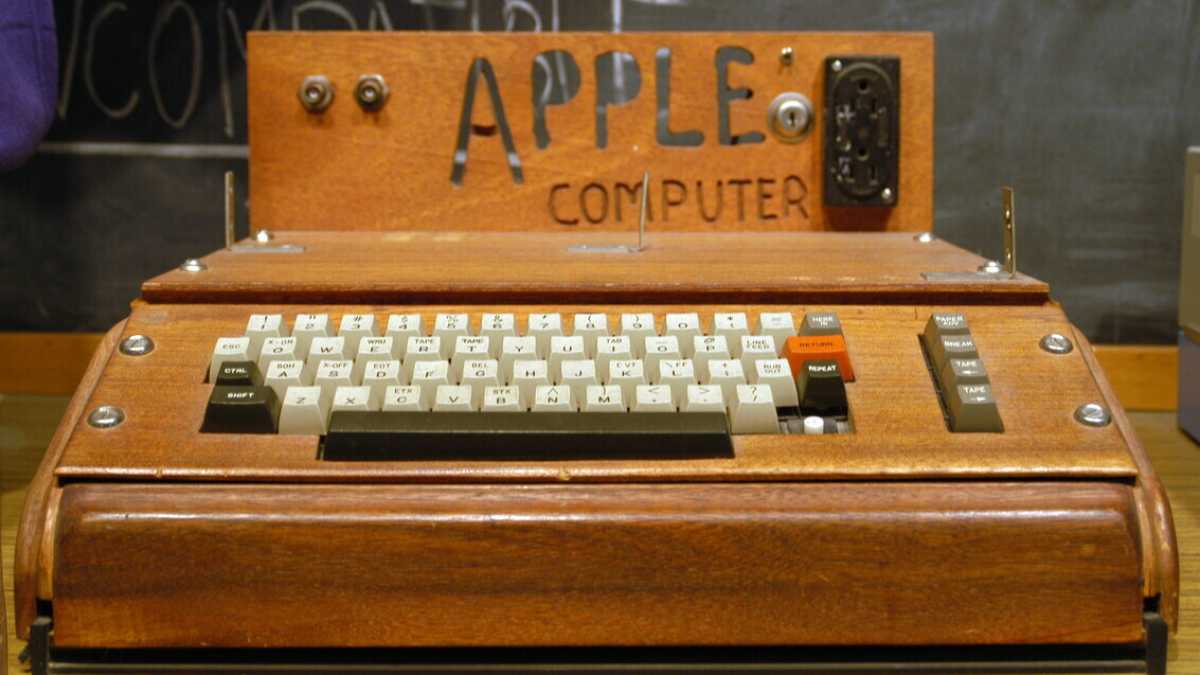 Immagine di Un Mac da un milione di dollari. Il primo computer Apple va all'asta in America