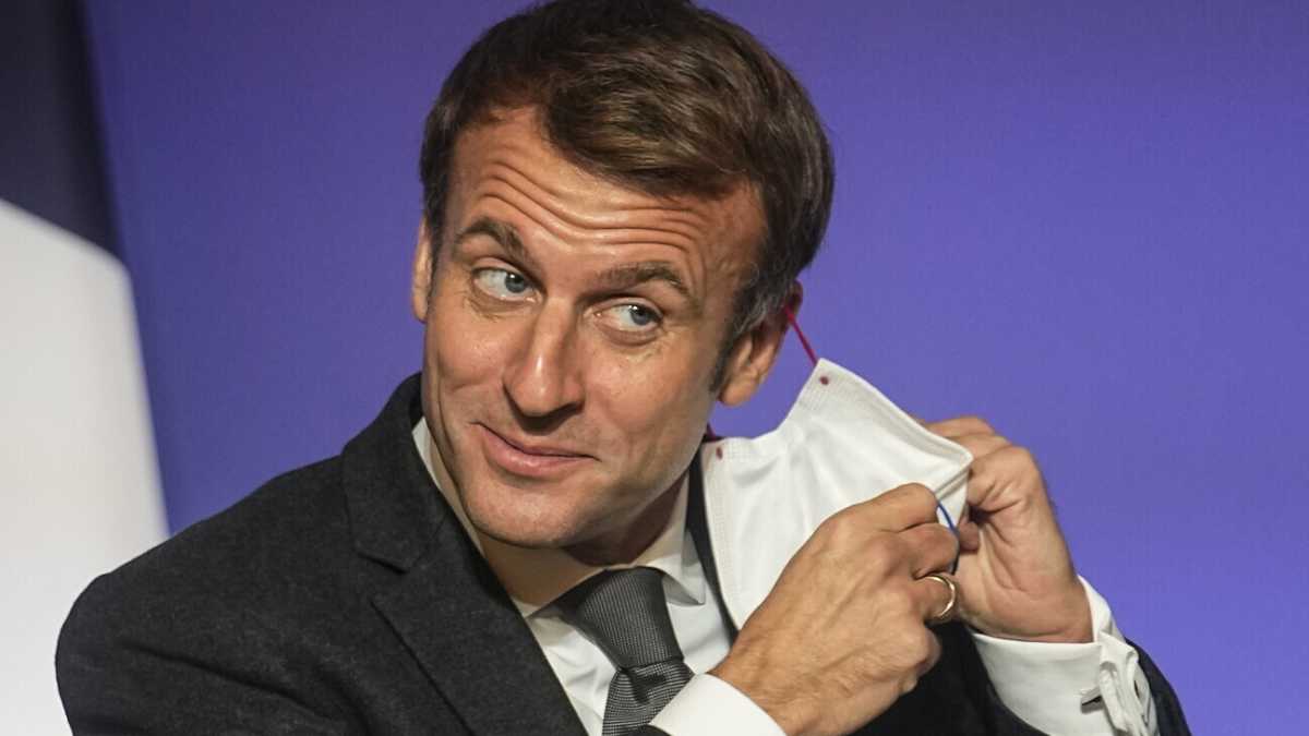 Immagine di Macron spinge sulla terza dose e l'Austria chiude ai No vax. Le nuove regole in Europa