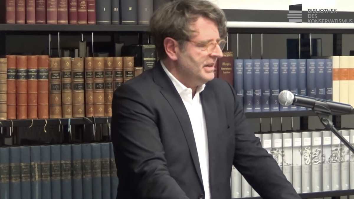 Immagine di “La monocultura ideologica oggi è la grande minaccia in occidente”. Parla il filosofo Grau