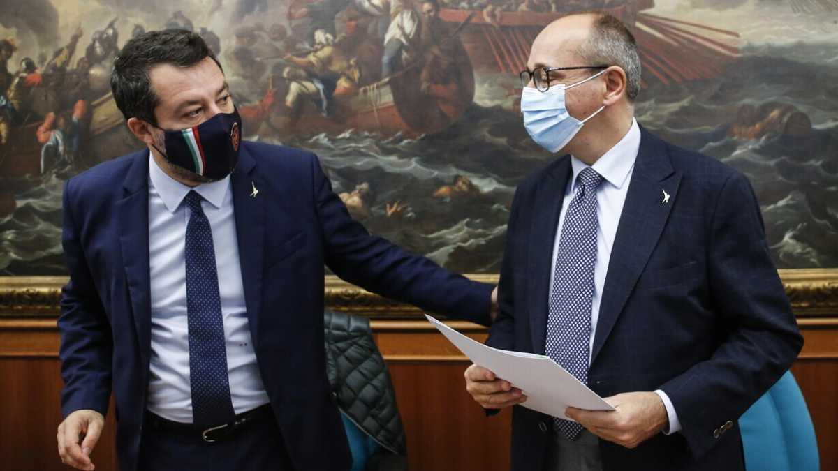 Immagine di Non può esistere un Salvini pettinato