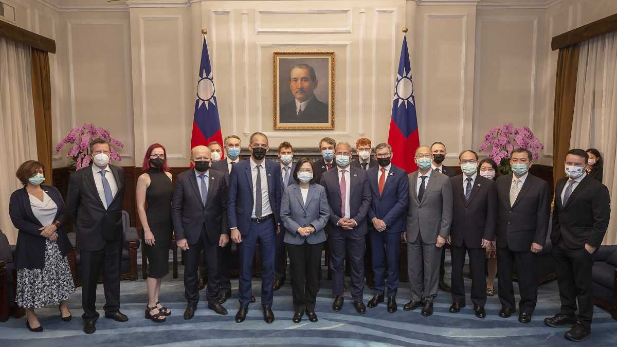 Immagine di Come va tra Ue e Taiwan? Bene da record (e arrivano i chip)