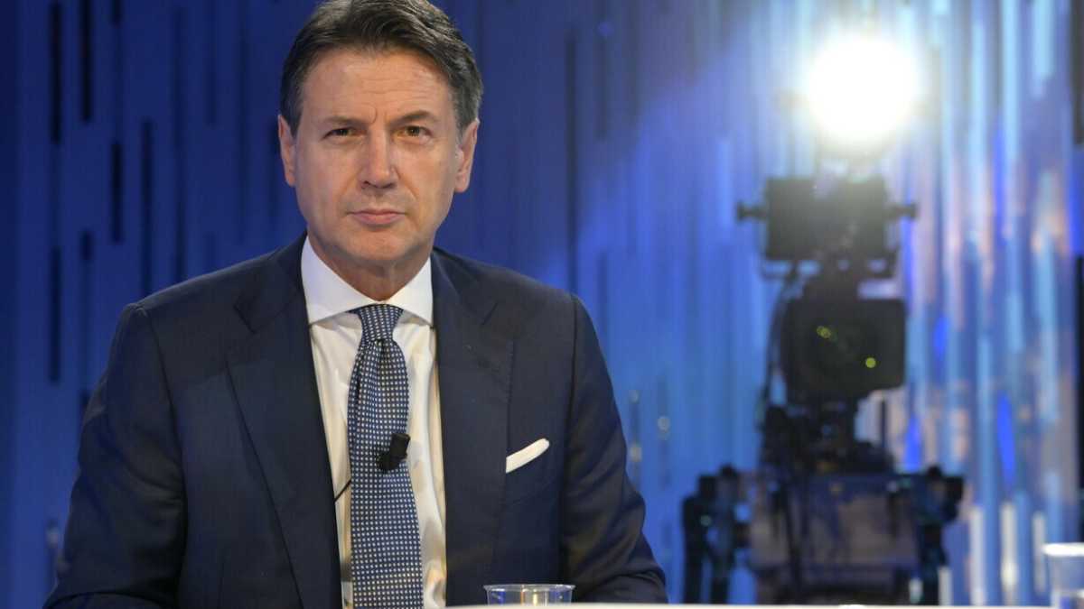 Immagine di "Giuseppe a volte deve sbroccare". E Conte prova a diventare più aggressivo