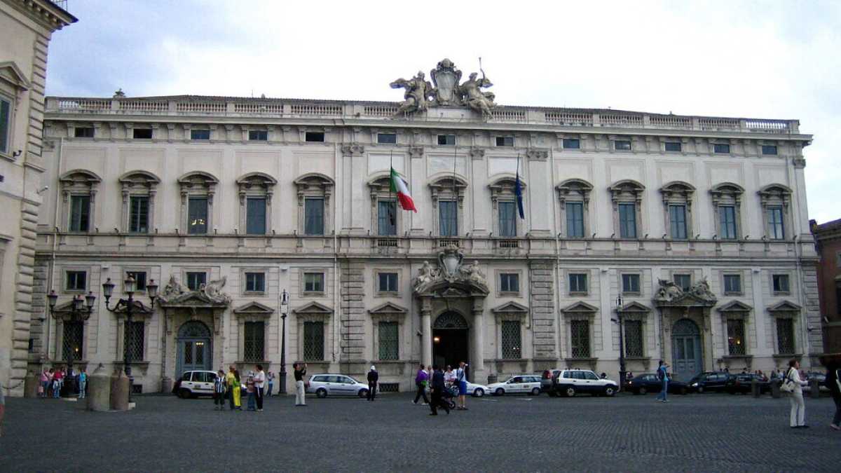 Immagine di Costituzione e proprietà