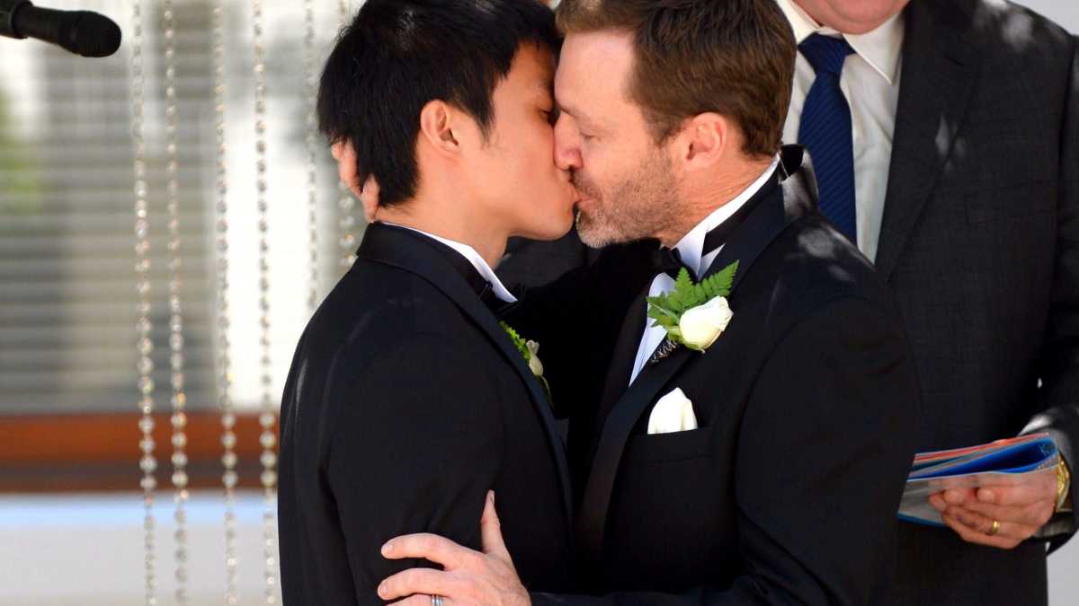 Immagine di Orgoglio e coming out. Storia breve di un atto privato che diventa pubblico e politico