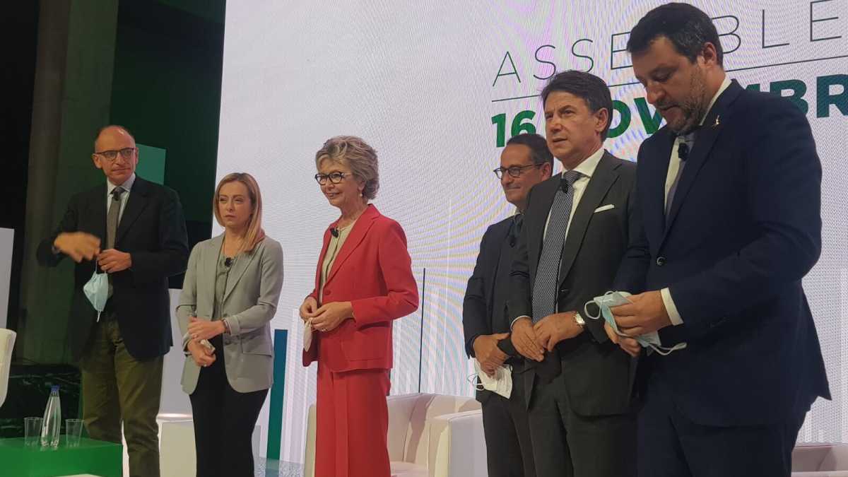 Immagine di Confesercenti chiede un taglio delle tasse. Conte, Letta, Meloni e Salvini prendono appunti