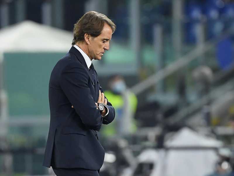 “Andremo in Qatar”, assicura il Mancio a un paese fatto di vittime e giudici