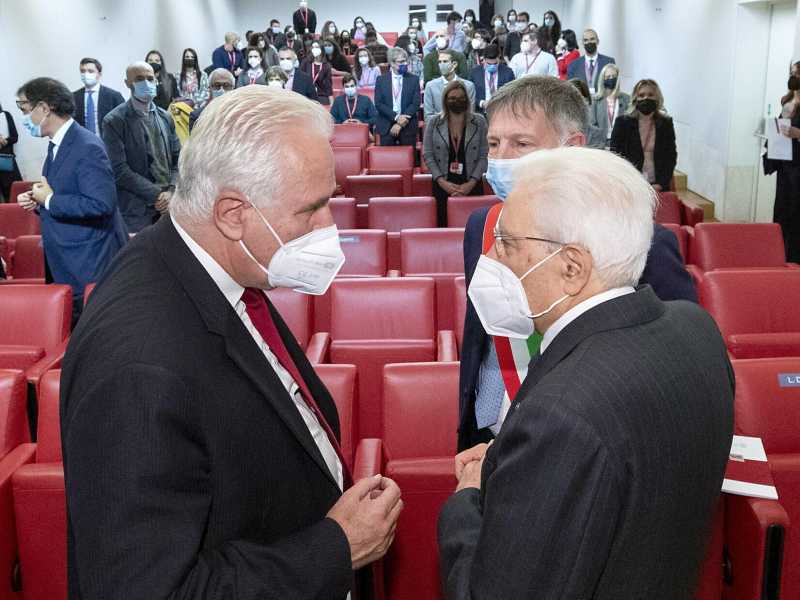 Serve un “argine” ai no vax. Parla il presidente della Toscana Giani