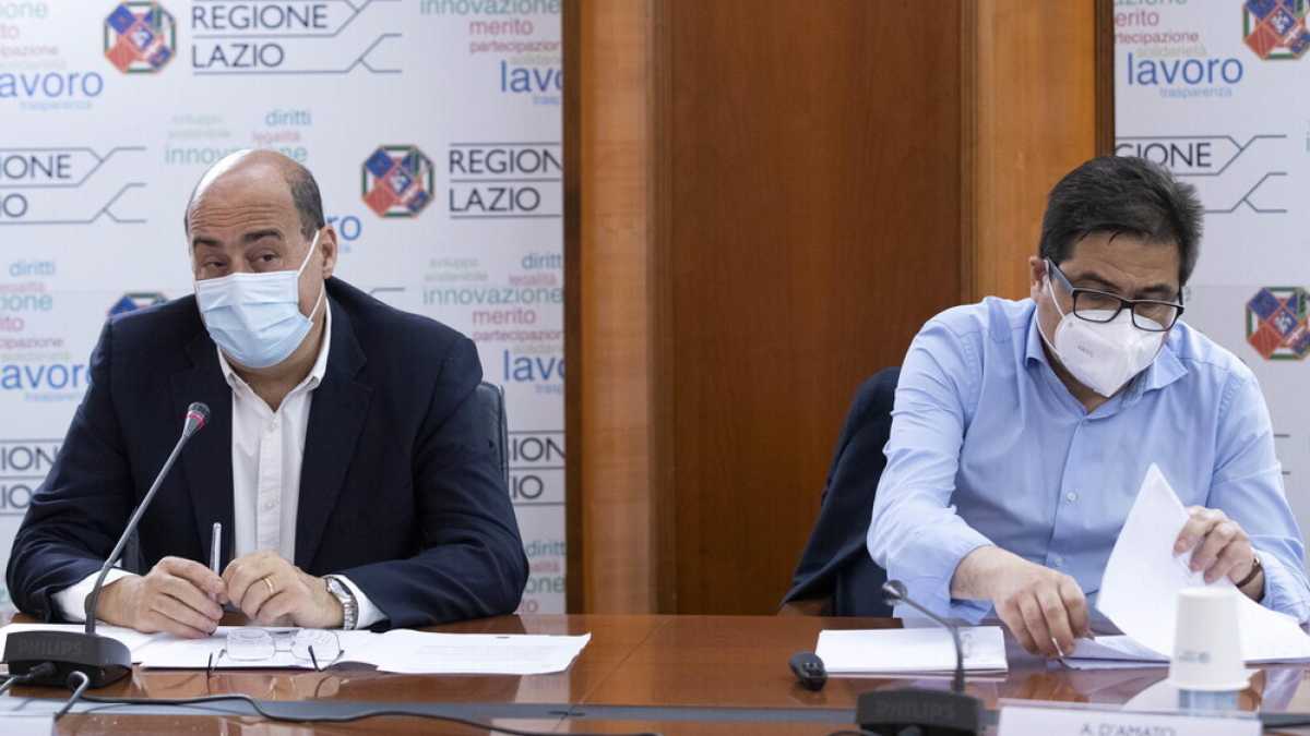 Immagine di Terza dose più rapida e aumento delle capienze: l'esempio del Lazio contro la quarta ondata