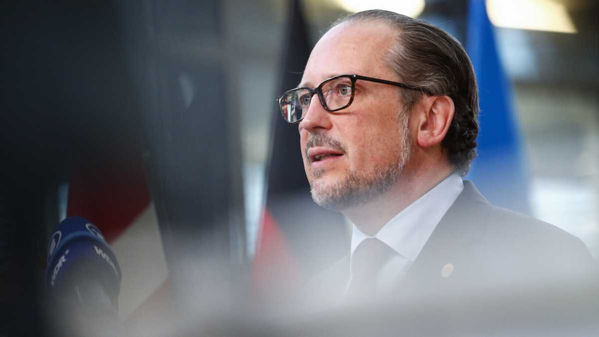 Immagine di Con i vaccini in Austria Schallenberg fa sul serio. E anche con la politica