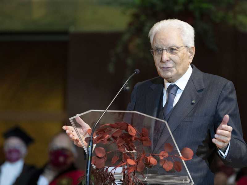 L'invito di Mattarella ad avere fiducia nella scienza