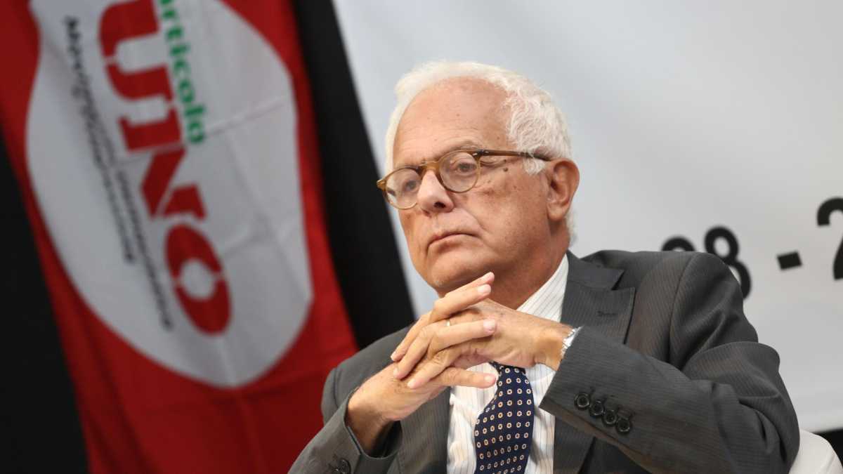 Immagine di Visco e il complottismo da ridere