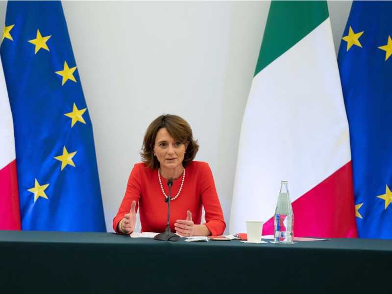 Quanto manca ancora alla parità di genere. Bonetti: “Serve un cambiamento culturale”