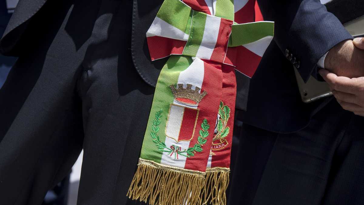 Immagine di La mossa del Pd contro la gogna sui sindaci: sospenderli solo dopo un giudizio definitivo