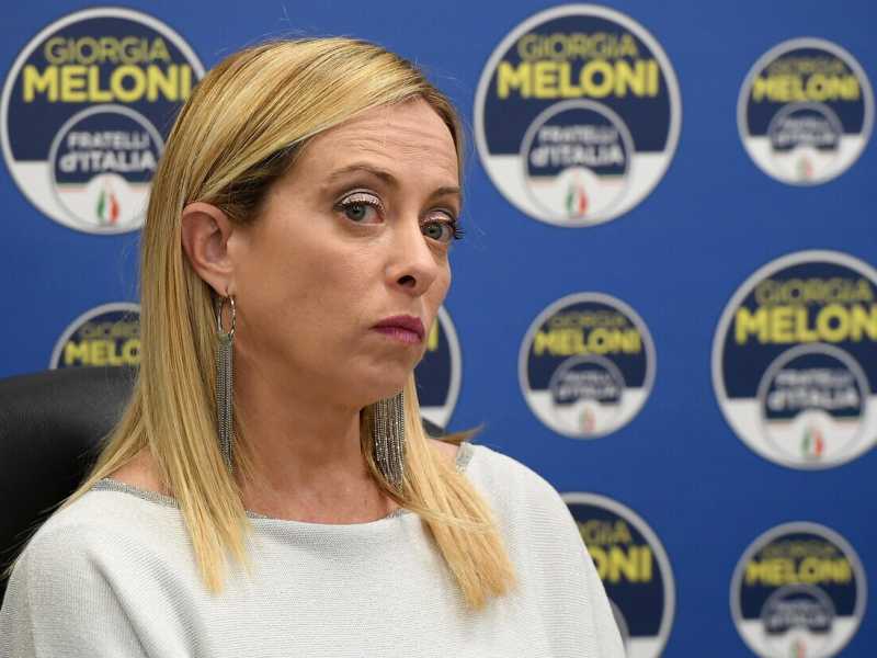 Meloni boccia il super green pass: "E' discriminatorio e non eviterà le chiusure"
