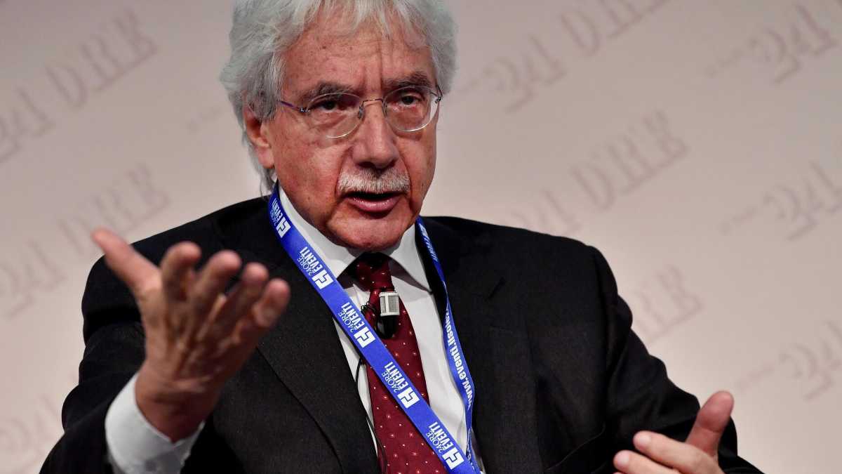 Immagine di Tim, Gubitosi lascia le deleghe. Rossi è amministratore delegato