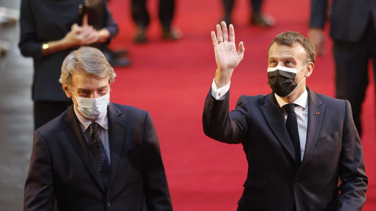 Immagine di Il destino di Sassoli al Parlamento europeo dipende da Macron