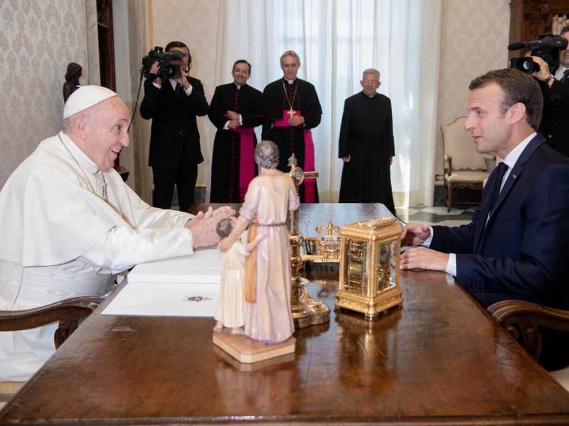 Macron all’esame del Papa