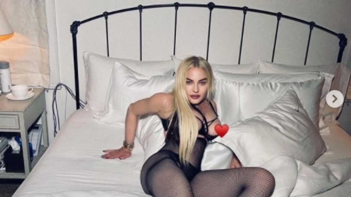 Immagine di #freethenipple: Madonna contro la censura social