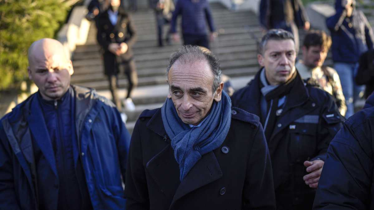 Immagine di "È stato un raptus": dalla manata a Greta Beccaglia al dito medio di Zemmour