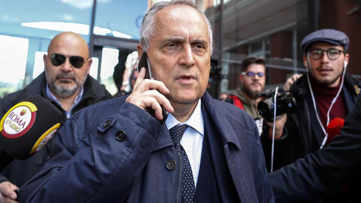 Immagine di Lotito pronto a ottenere il seggio, ma il Senato diventa un suq