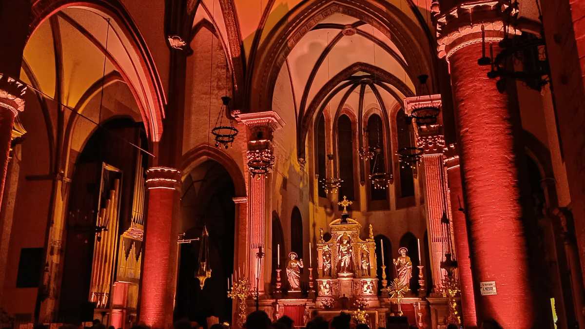 Immagine di Anna von Hausswolff in concerto è un rituale oscuro e bellissimo