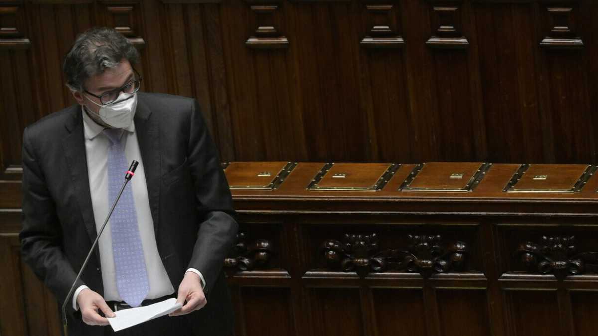 Immagine di Si fa presto a dire rete unica: su Tim Giorgetti apre al golden power