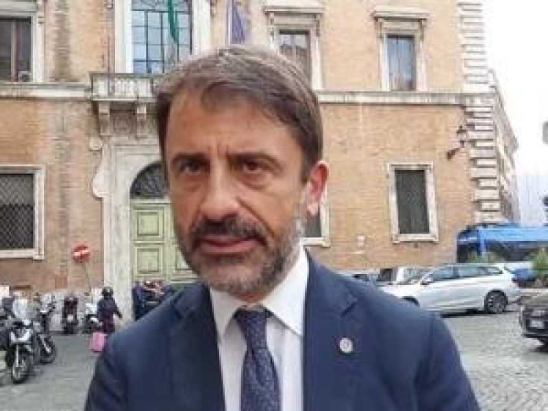 Boccardi torna in Senato dopo tre anni e otto mesi: "Pronto a votare Berlusconi al Quirinale”