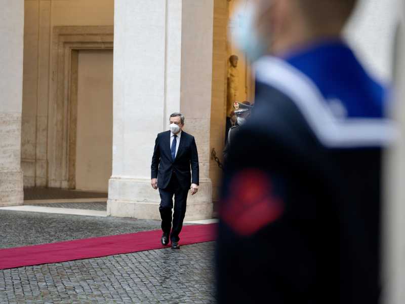 Ecco "il percorso" per eleggere Draghi al Quirinale. Ma i partiti lo vogliono?