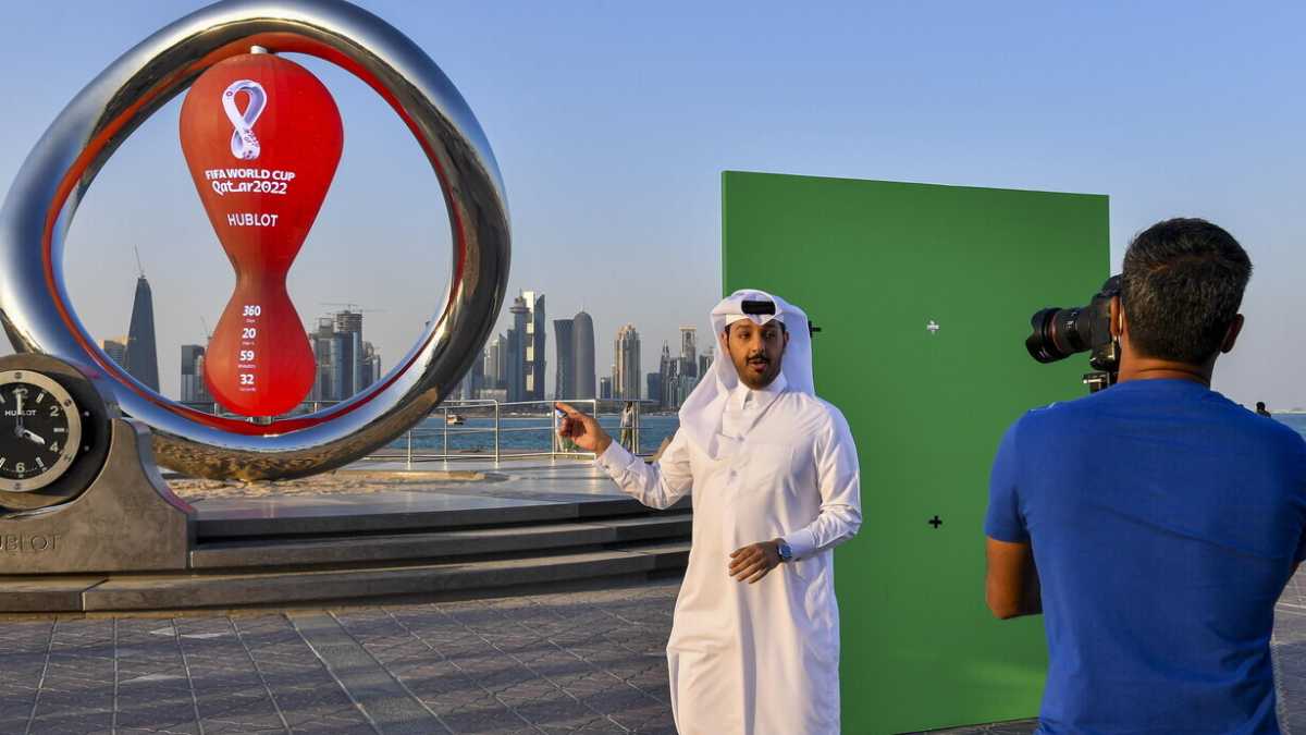 Immagine di Il Qatar organizza i mondiali del gioco della bottiglia?