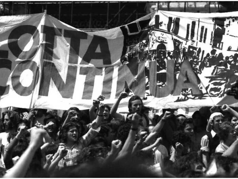 Una manifestazione di Lotta continua (Wikimedia Commons)