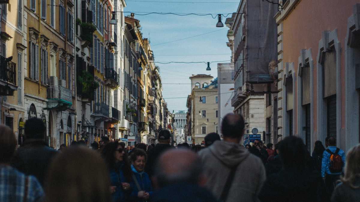 Immagine di Irrazionali a chi? Quell'Italia che il Censis non vede
