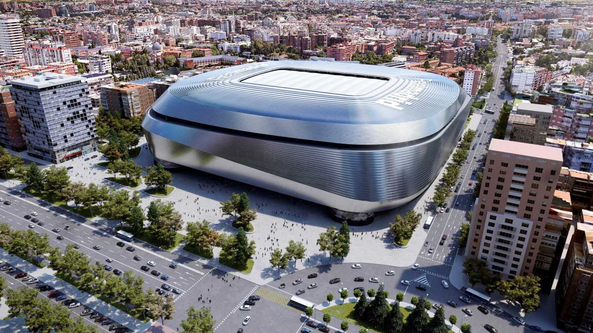 Immagine di San Siro o un nuovo stadio? Milano perde tempo, prenda esempio da Madrid