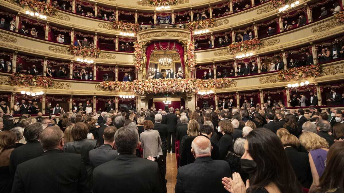 Immagine di Le stories di Instagram alla Scala sono ormai una prima nella prima