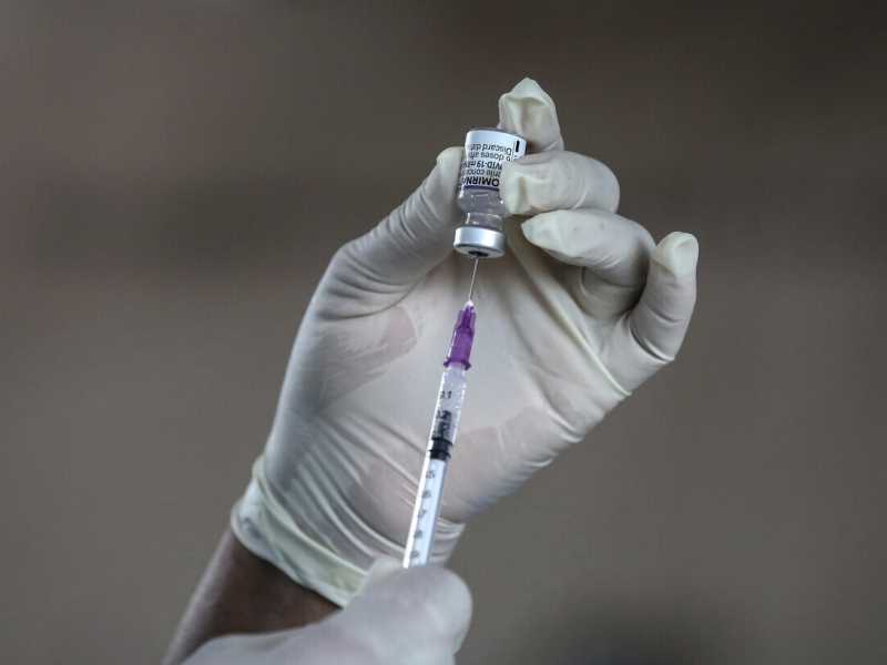L'Ue raccomanda la vaccinazione eterologa. Ma l'Italia ha un problema con Moderna