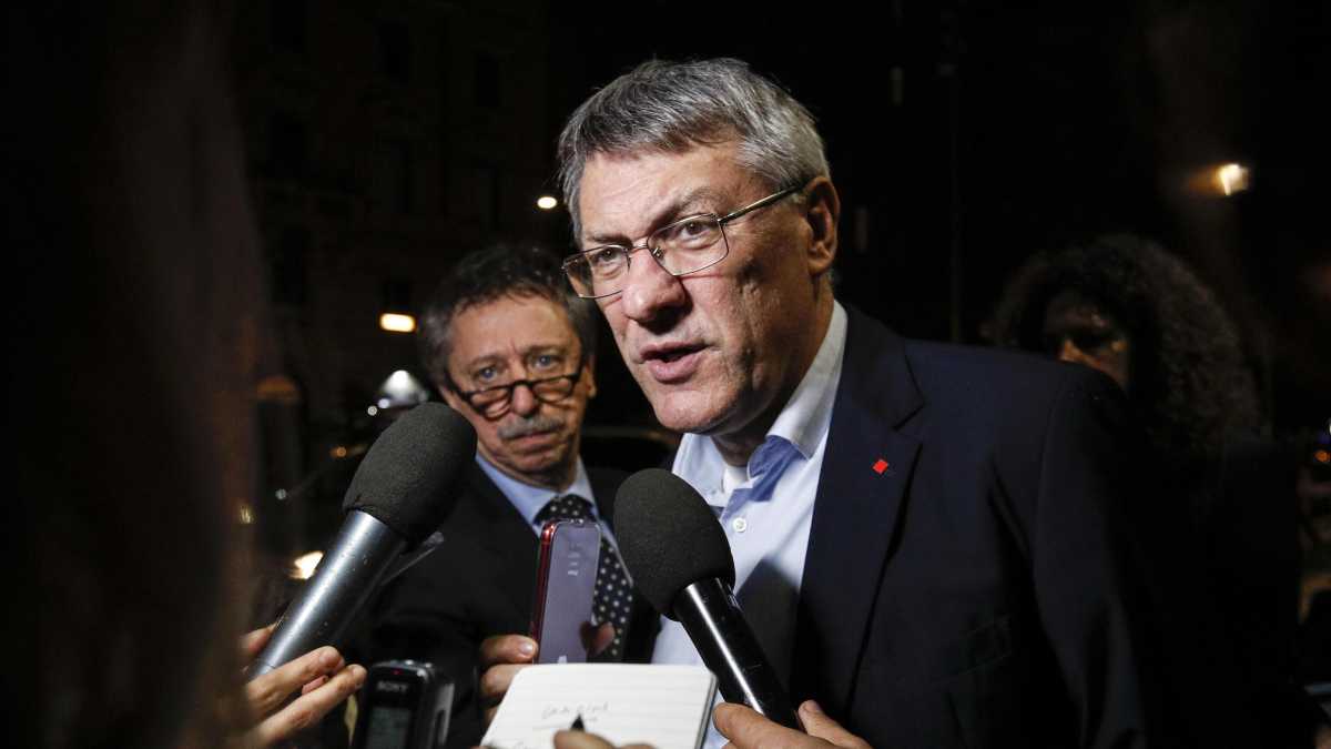 Immagine di La guerra a bassa intensità a colpi di volantino tra Cisl e Cgil-Uil