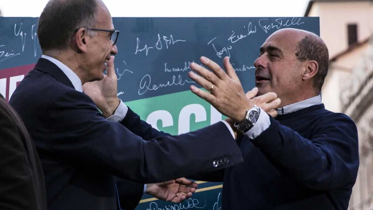 Immagine di Pd, asse tra Letta e Zingaretti: "Con Enrico va avanti la strategia unitaria contro le destre"
