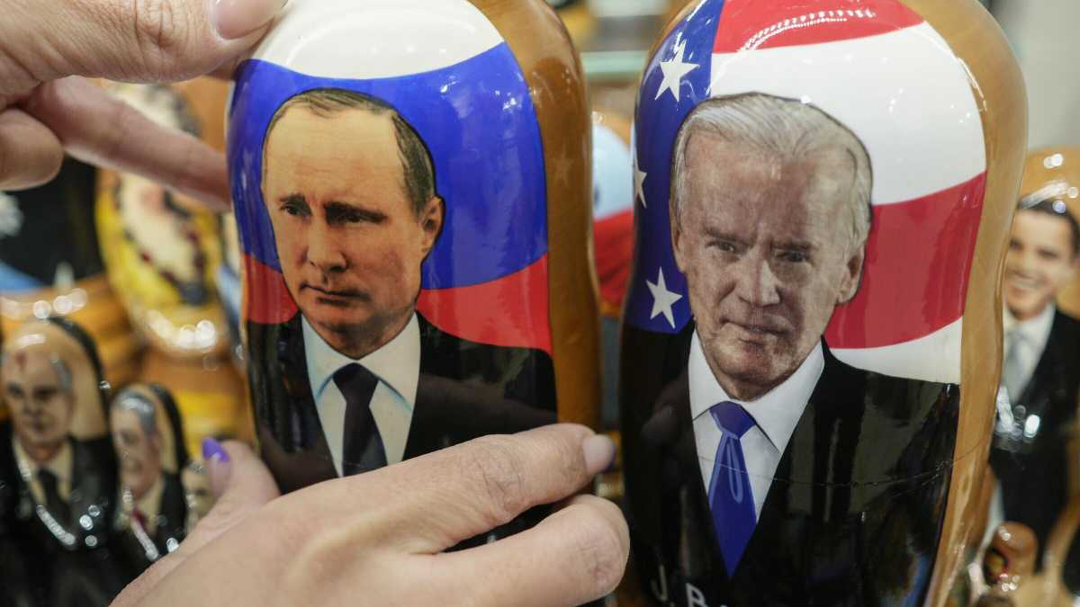 Immagine di Biden cede già con Putin