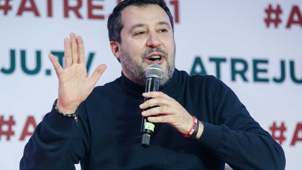 Immagine di Salvini risponde alla Meloni e mette in campo la sua generazione Atreju