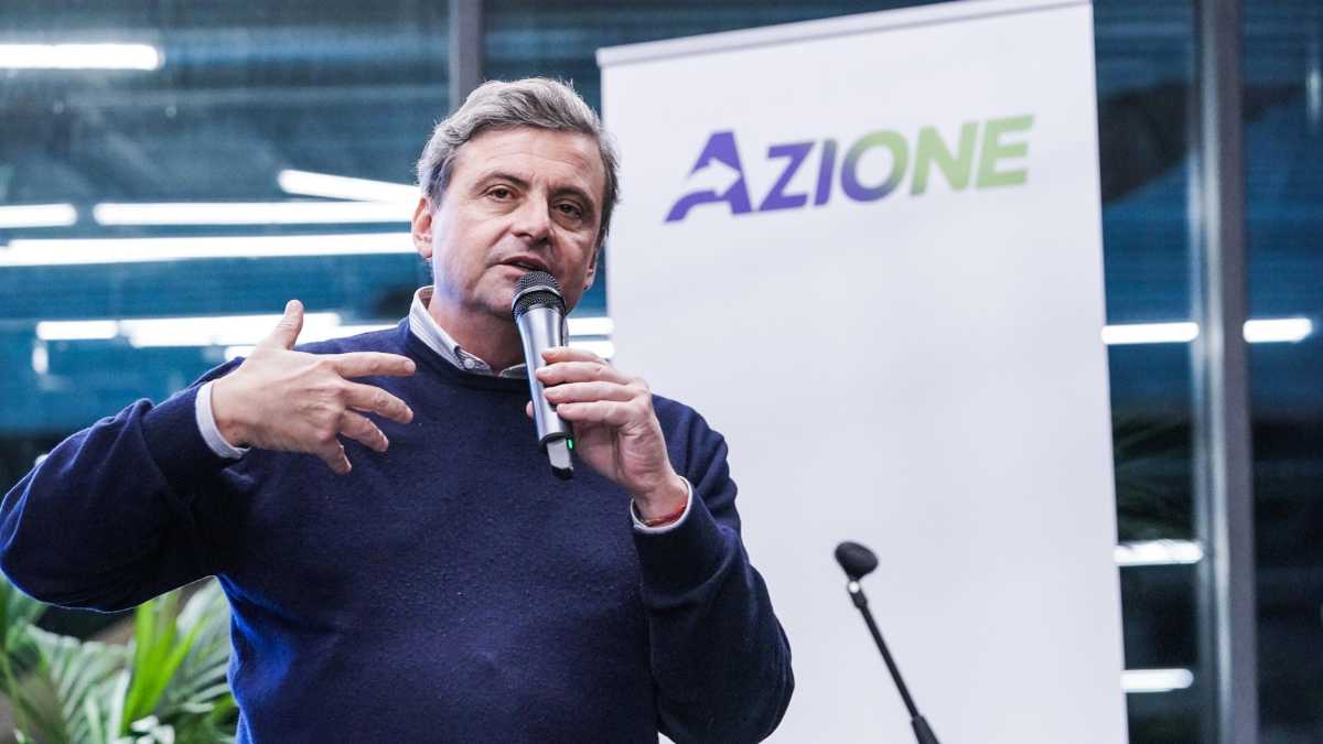 Immagine di Calenda diserta le suppletive e avverte Pd e Iv. "Se questo è il modo di lavorare il campo largo non c'è"