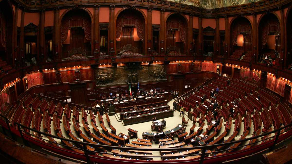 Immagine di I parlamentari non lavorano solo in Aula. Guida contro l’indignato del lunedì