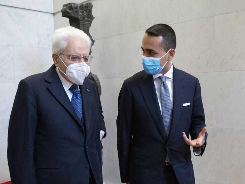 Di Maio e i nuovi ambasciatori con il Cencelli. A Parigi la consigliera diplomatica del Colle
