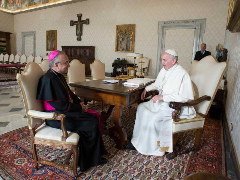 Il memoriale di mons. Peña Parra e il processo che rischia di mandare ko la Santa Sede