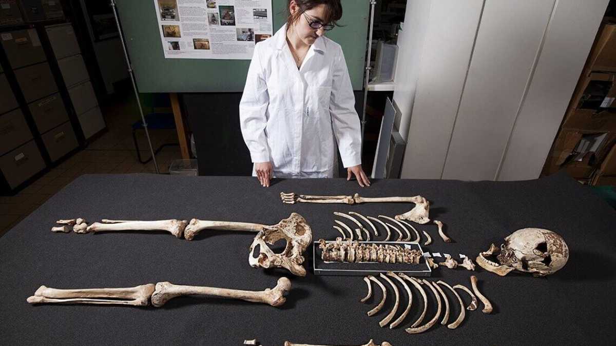 Immagine di La bambina del Mesolitico scoperta ad Albenga