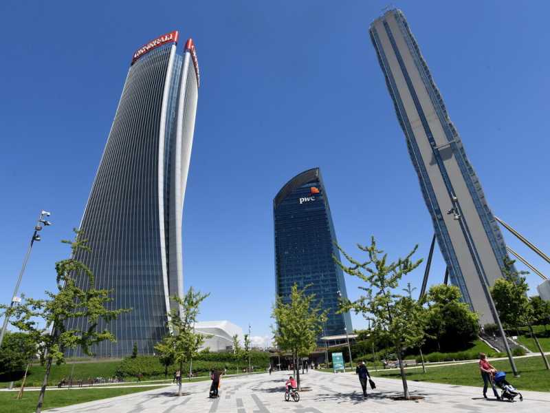 Sindrome “Succession” per Generali