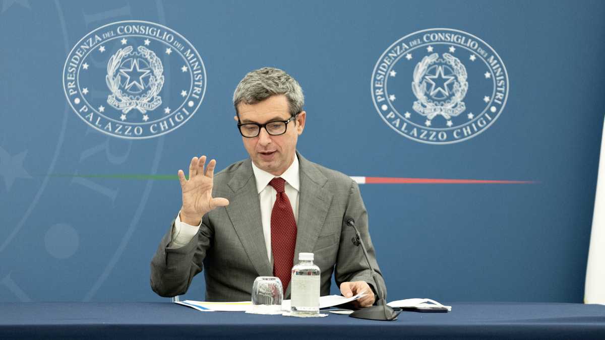 Immagine di Prorogator. Così Orlando trova altri quattro mesi ai navigator