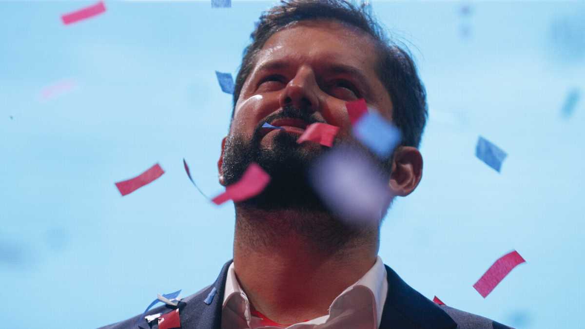Immagine di Gabriel Boric, la svolta a sinistra del Cile sempre più polarizzato
