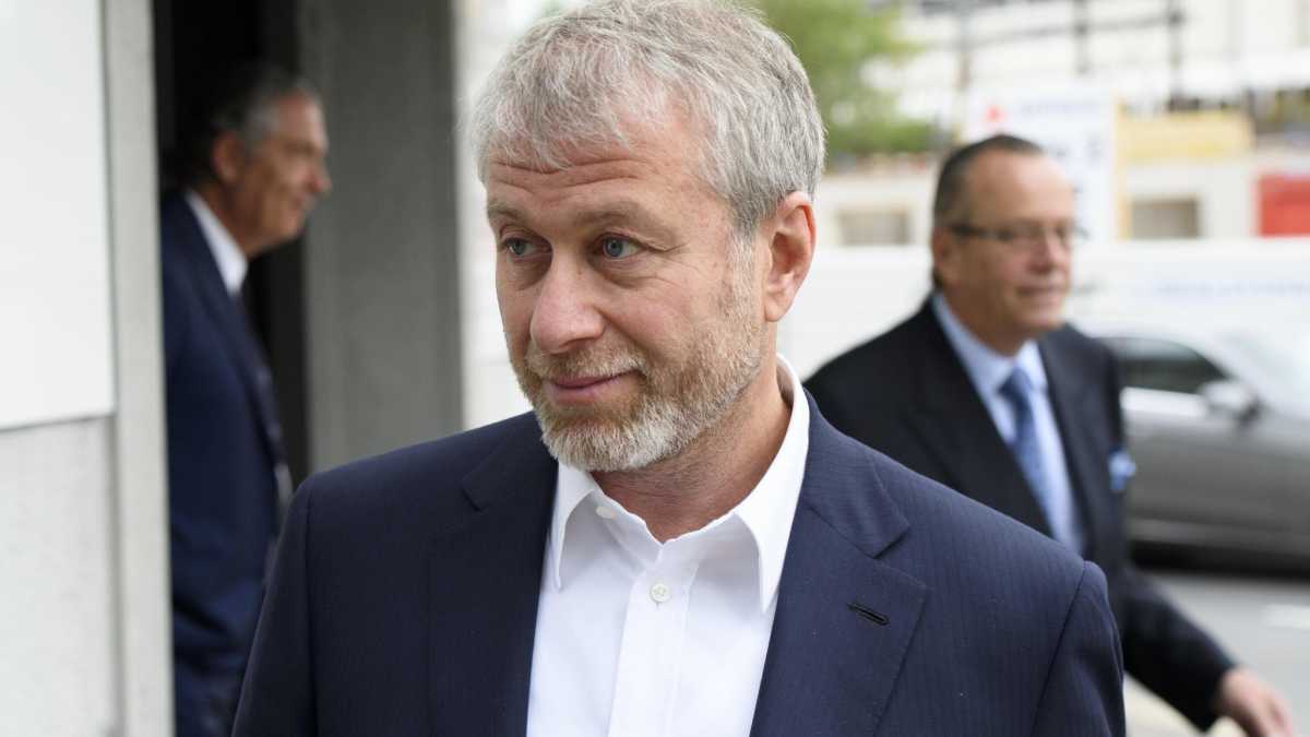 Immagine di Così il russo, e forse sefardita, Abramovich diventa portoghese